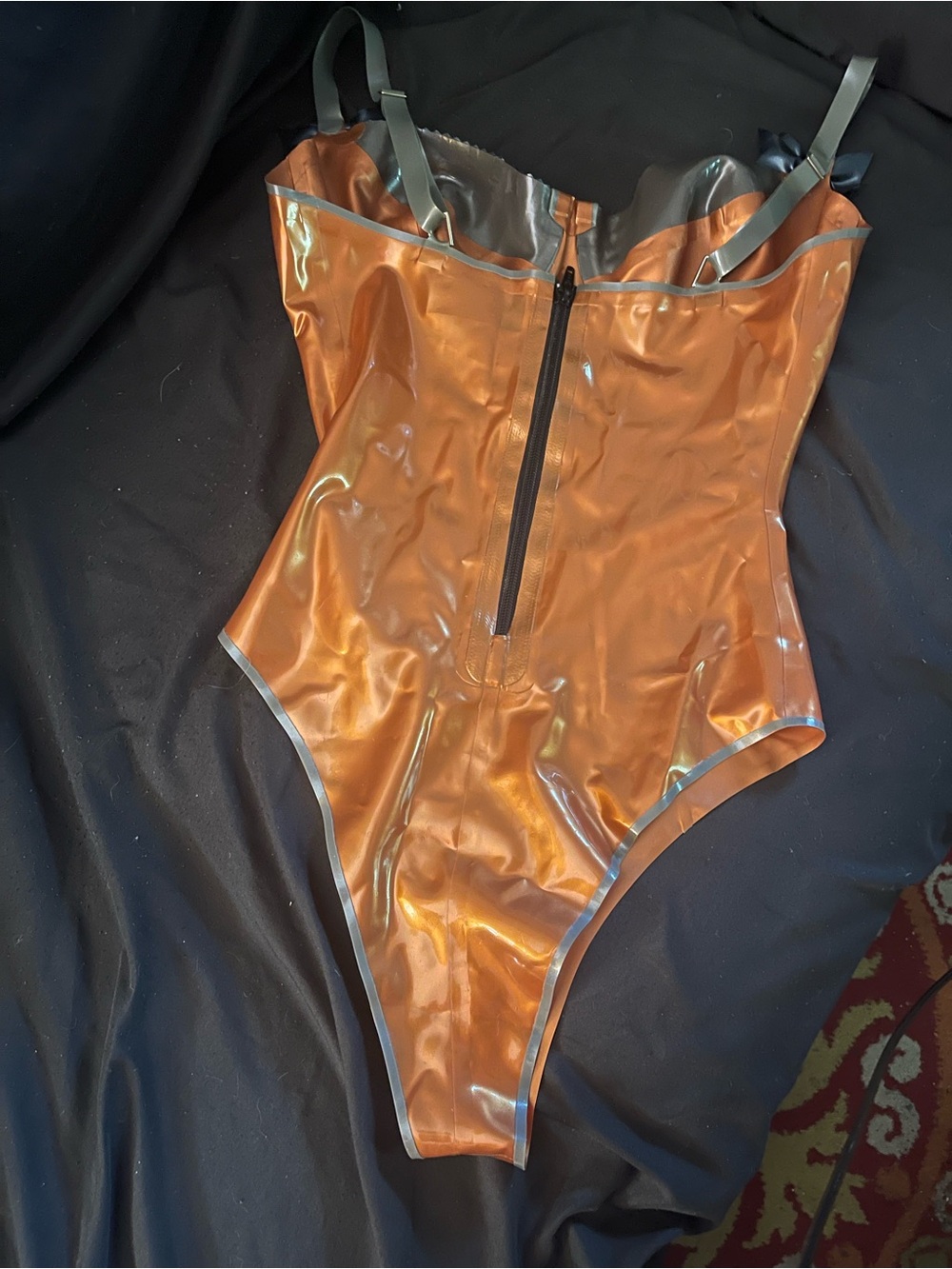 Like New! Libidex Biarritz Body S D Cup Metallic Bronze and Metallic Grey - Picture 2 of 4
